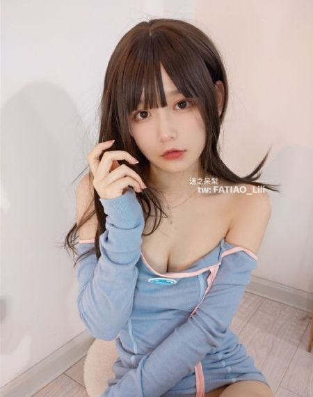 后宫露营樱花