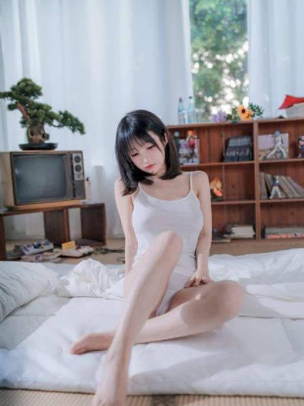 泰国颜色程度十颗星的电影尸油