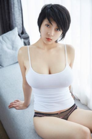 美女来了