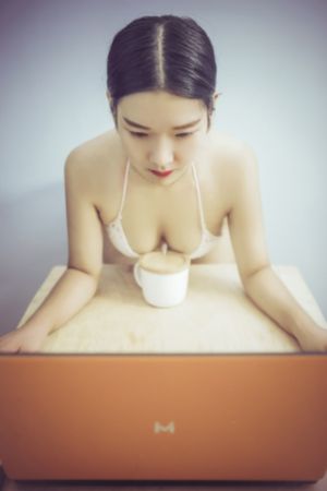 哈利波特4:火焰杯免费观看英文版